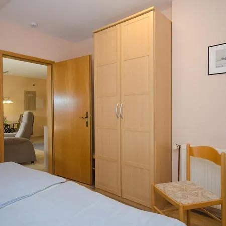 Busemann Holiday home Leer
